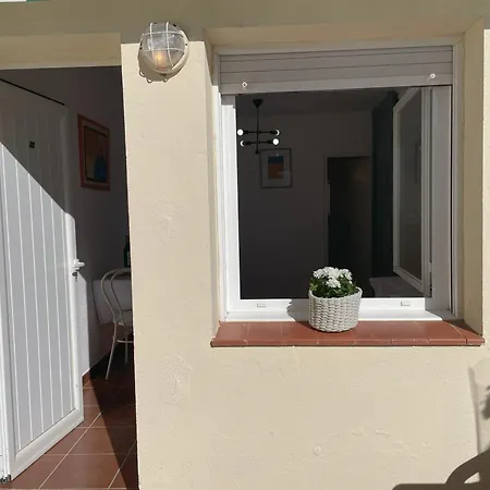 Veuras El Mar - Madrague Beach Studio 21 Apartment Roses